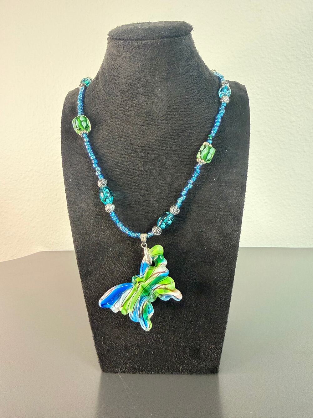 Vintage Artisan Blue Green Swirled Glass Butterfly Pendant Necklace Bead Accent